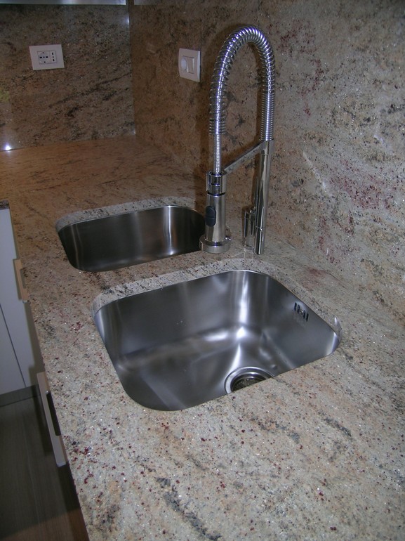 vasche lavello sottopiano con piano in granito